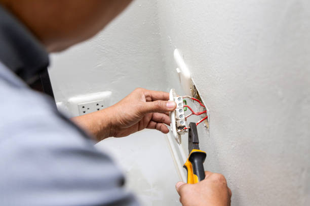 Best Industrial Electrical Services  in Redmond, WA