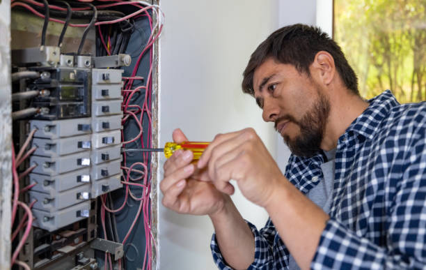 Best Electrician for Home Renovation  in Redmond, WA